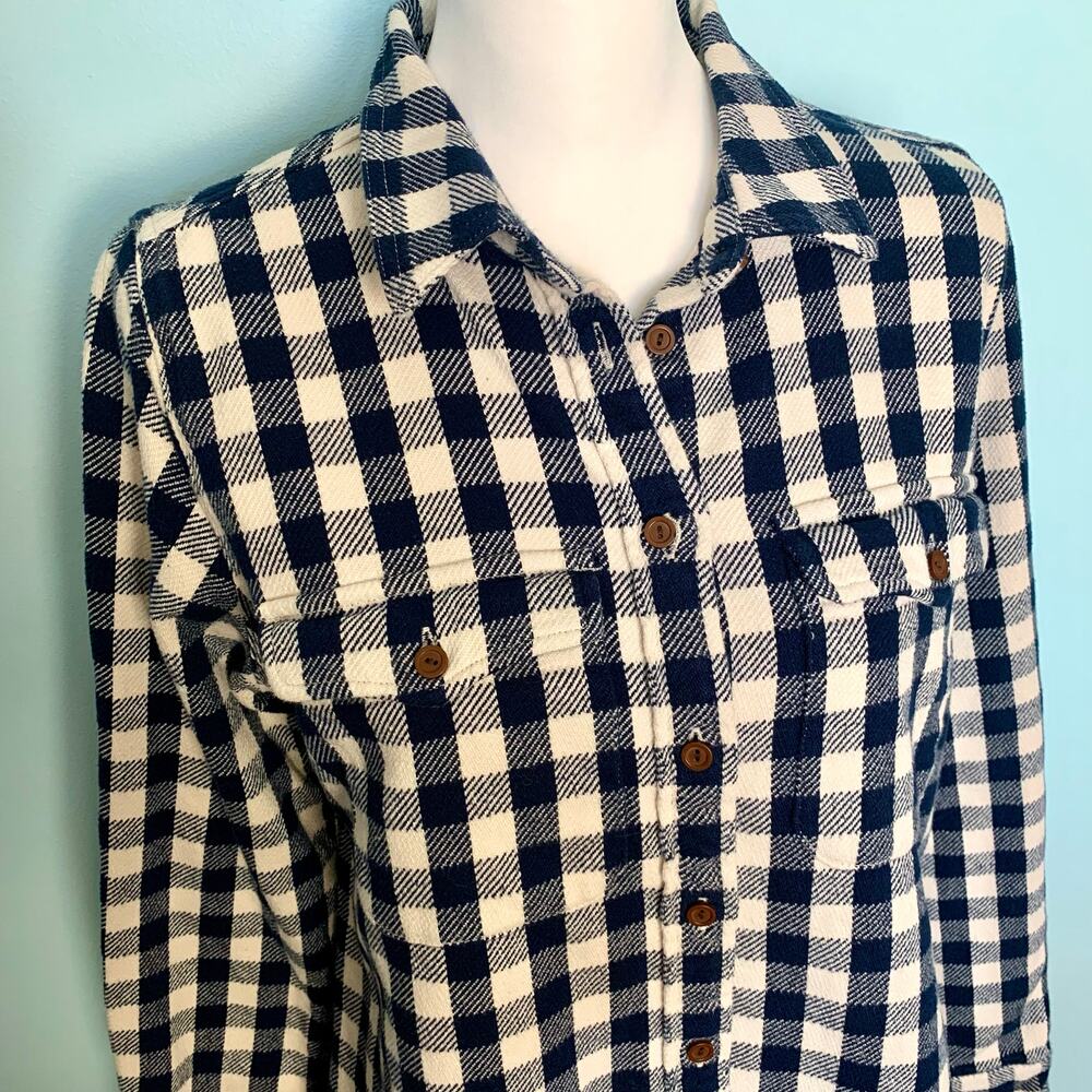 J. Crew Shirt-Jacket in Buffalo Check Flannel Size Medium - Picture 3 of 9